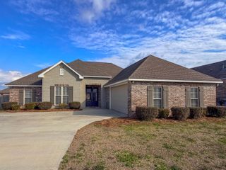 69 Sunline Dr., Petal, MS 39465