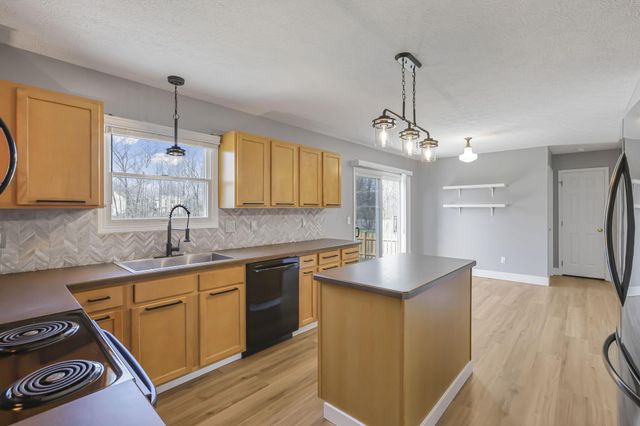 395 Grinnell Street, Pickerington, OH 43147