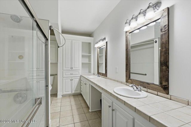 205 Asbury Lane Drive, Brandon, MS 39042