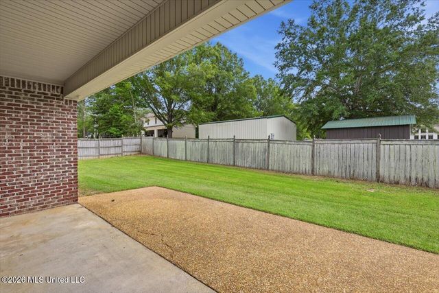 205 Asbury Lane Drive, Brandon, MS 39042