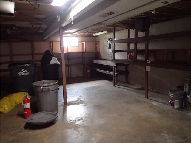 1608 SW 20th Street, Blue Springs, MO 64015