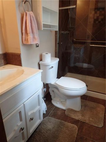 1608 SW 20th Street, Blue Springs, MO 64015