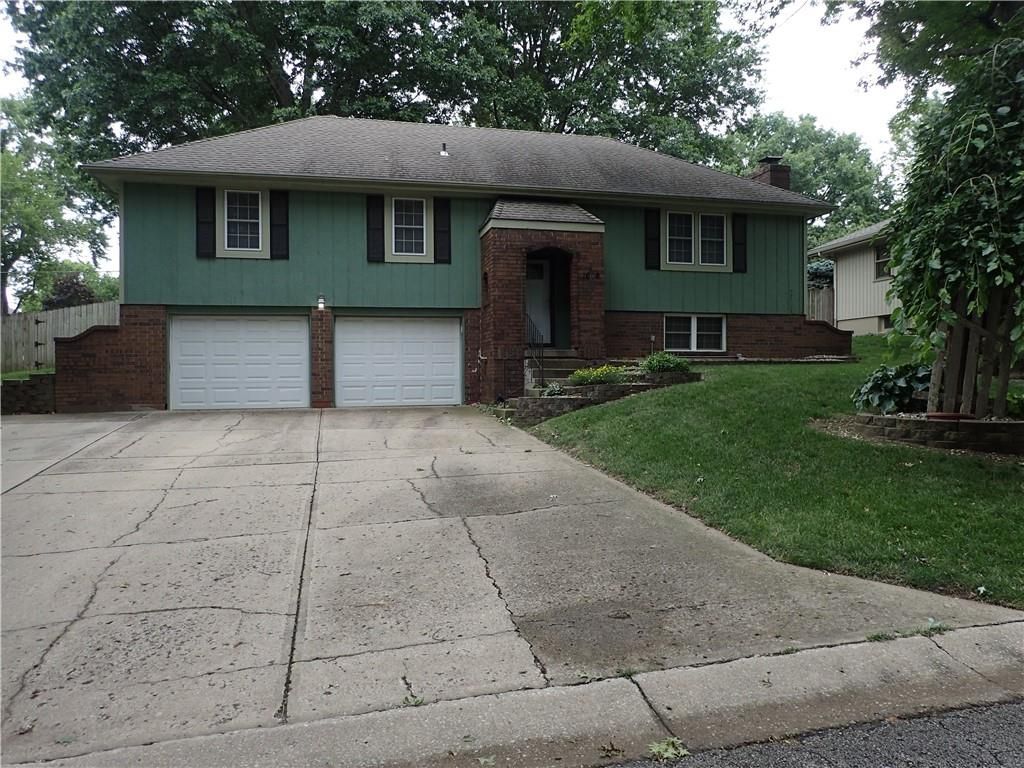 1608 SW 20th Street, Blue Springs, MO 64015