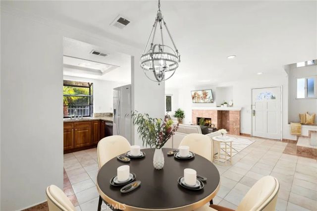 1230 S Barranca Avenue F, Glendora, CA 91740