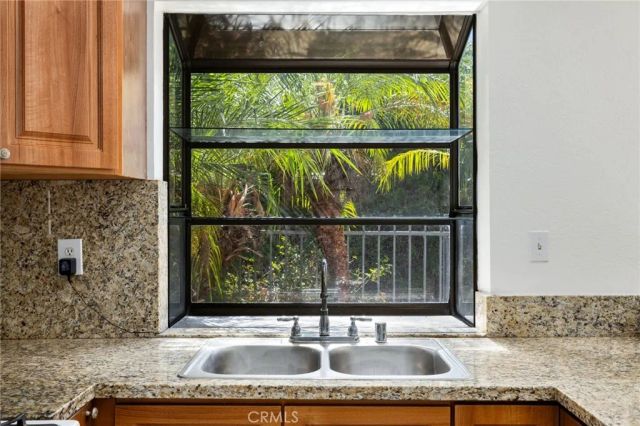 1230 S Barranca Avenue F, Glendora, CA 91740