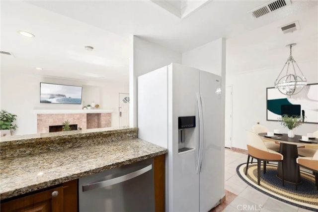 1230 S Barranca Avenue F, Glendora, CA 91740