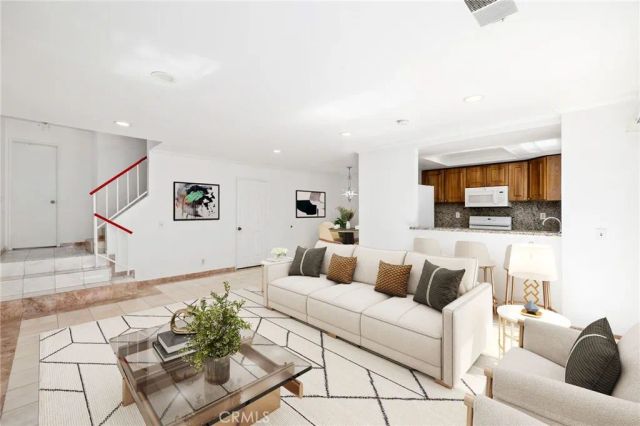 1230 S Barranca Avenue F, Glendora, CA 91740