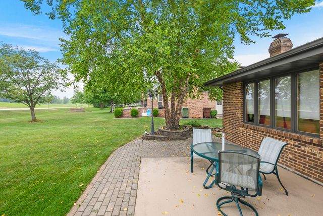 8955 Linden Drive, Tinley Park, IL 60487