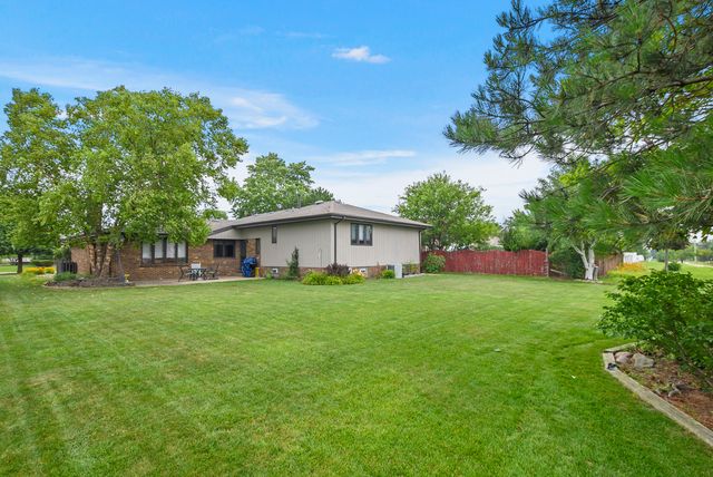 8955 Linden Drive, Tinley Park, IL 60487