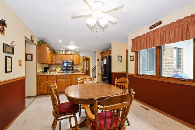 8955 Linden Drive, Tinley Park, IL 60487