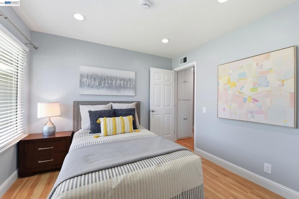 Image 25 of property listing at 6093 Blacklock Ct, San Jose, CA 95123