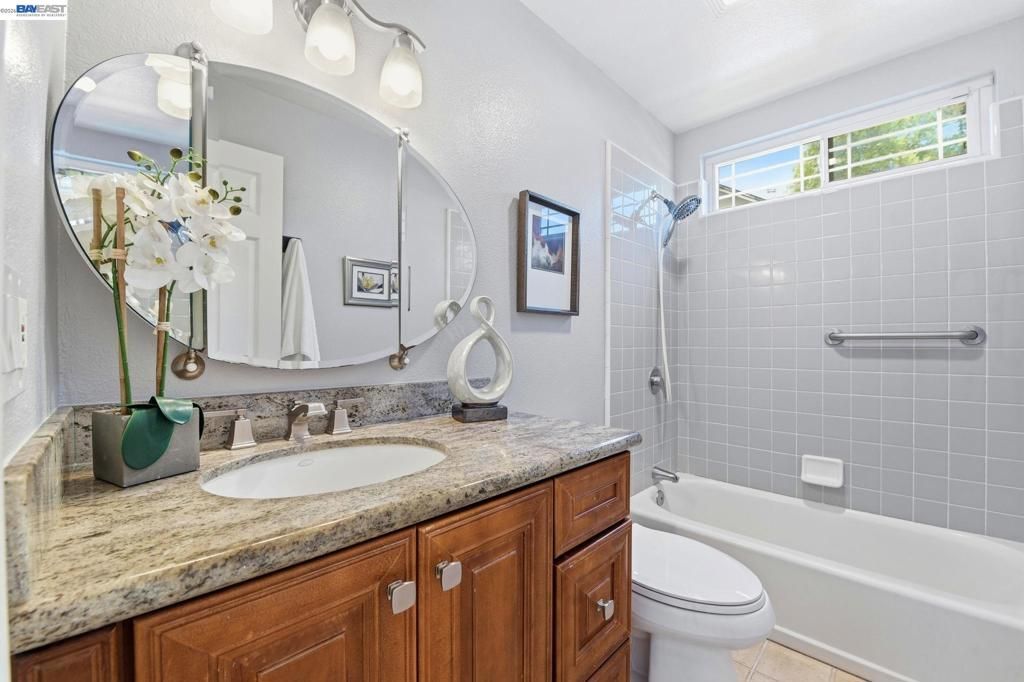 Image 29 of property listing at 6093 Blacklock Ct, San Jose, CA 95123