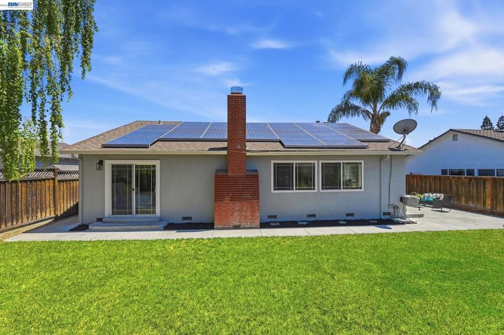 Image 37 of property listing at 6093 Blacklock Ct, San Jose, CA 95123