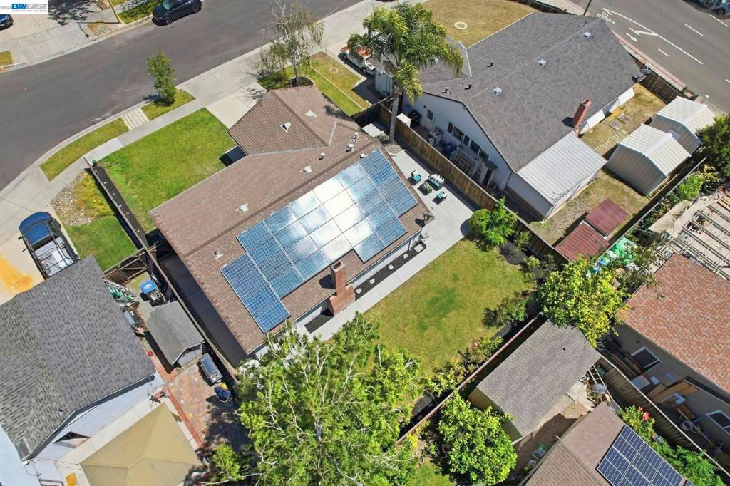 Image 45 of property listing at 6093 Blacklock Ct, San Jose, CA 95123