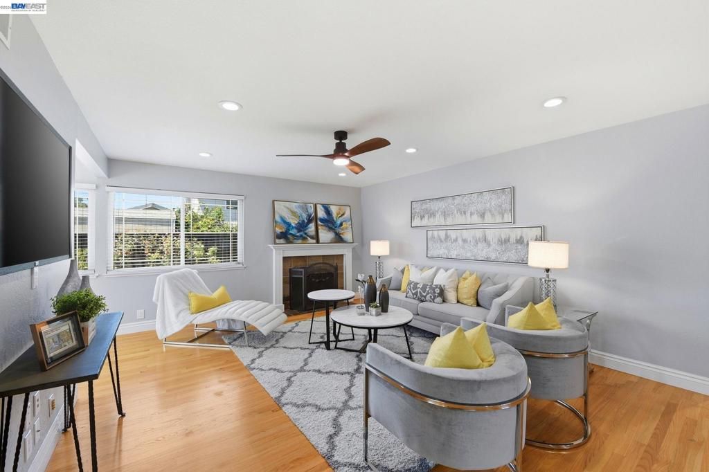 Image 7 of property listing at 6093 Blacklock Ct, San Jose, CA 95123