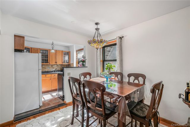 218-12 43rd Avenue 2E, Bayside, NY 11361