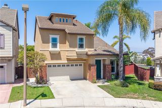 2364 Amelia Court, Signal Hill, CA 90755