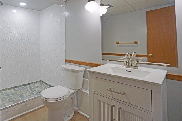 573 11th PLACE, Kenosha, WI 53140