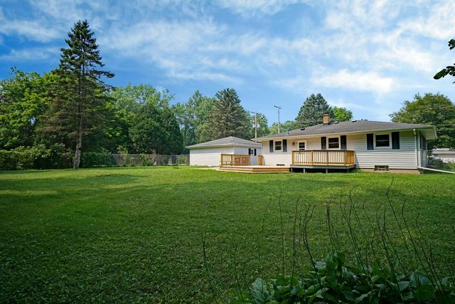 573 11th PLACE, Kenosha, WI 53140