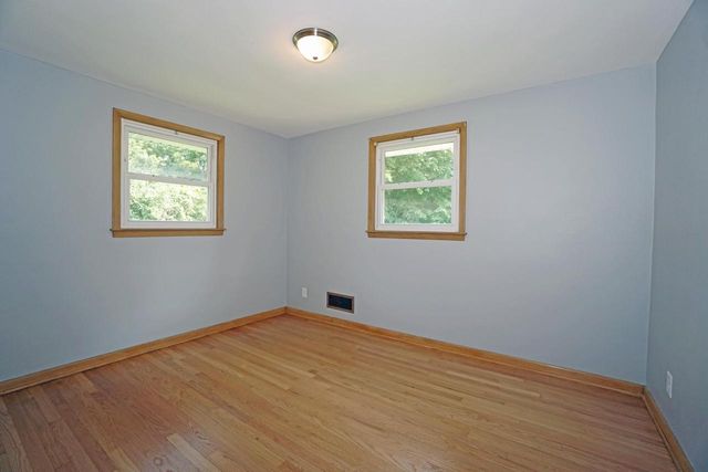 573 11th PLACE, Kenosha, WI 53140