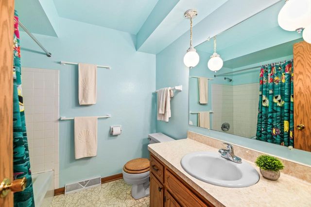 4327 99th STREET, Wauwatosa, WI 53222
