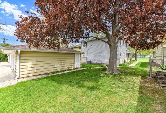 4327 99th STREET, Wauwatosa, WI 53222