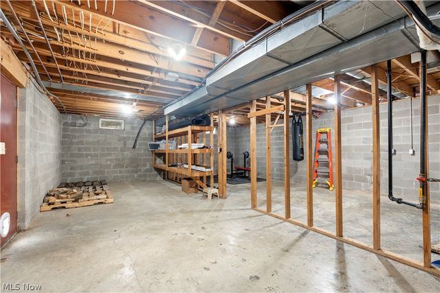 7589 Belp Cove, Millersburg, OH 44654