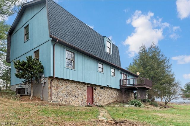 7589 Belp Cove, Millersburg, OH 44654