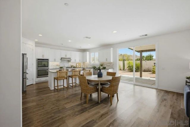 31217 Whistling Acres Dr, Temecula, CA 92591