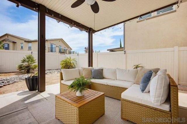 31217 Whistling Acres Dr, Temecula, CA 92591