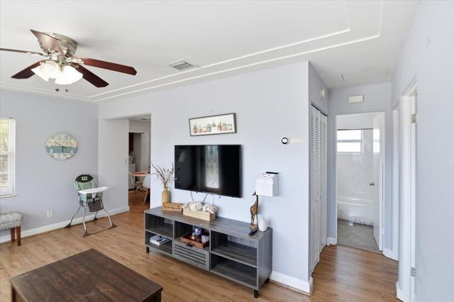 541 NE 58th Court, Fort Lauderdale, FL 33334