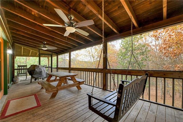 100 Arrow Way, Mineral Bluff, GA 30559