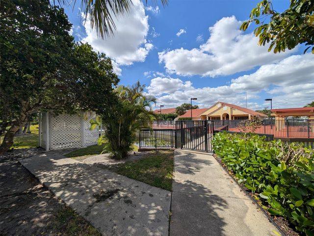 5741 Riverside Drive 201, Coral Springs, FL 33067