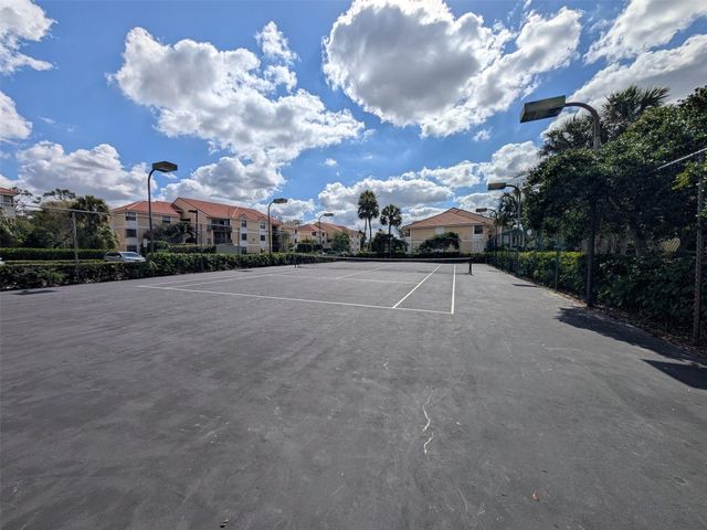 5741 Riverside Drive 201, Coral Springs, FL 33067