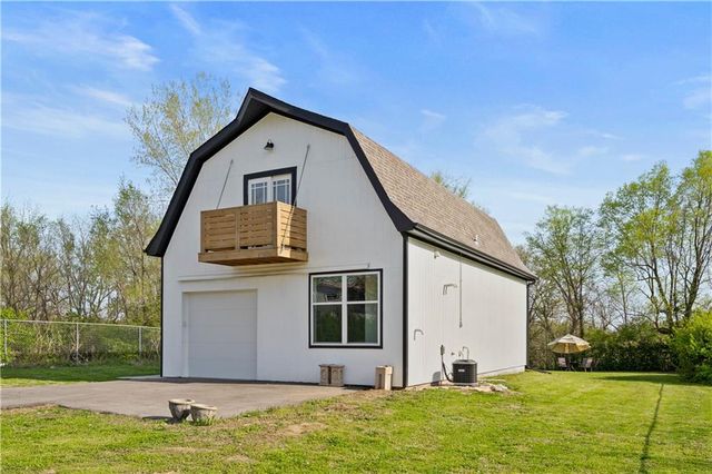 1241 Douglas Avenue, Kansas City, KS 66103