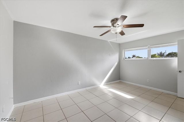 2540 SE 25th AVE, Cape Coral, FL 33904