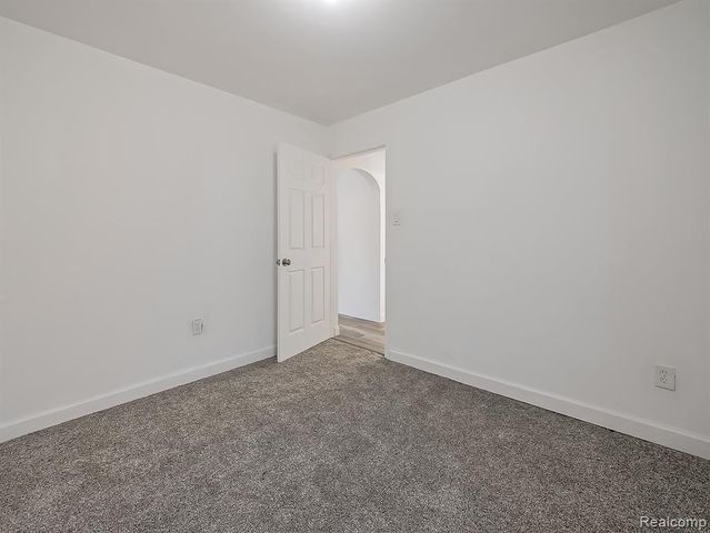 14250 Elmdale Street, Detroit, MI 48213