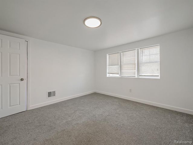 14250 Elmdale Street, Detroit, MI 48213