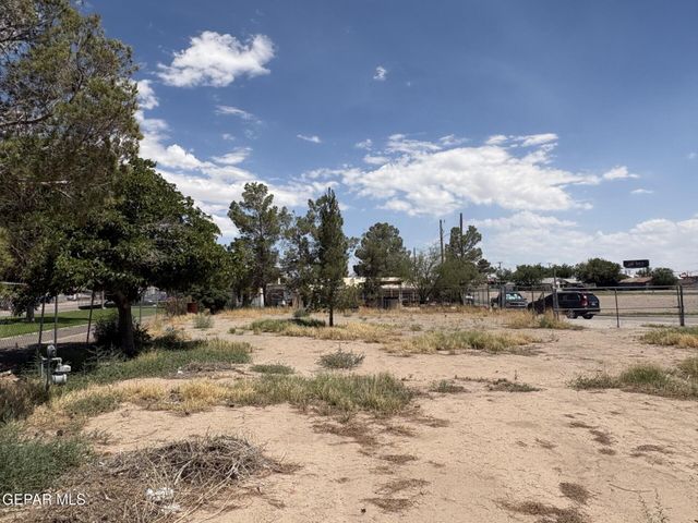 1817 POR FIN Lane, El Paso, TX 79907