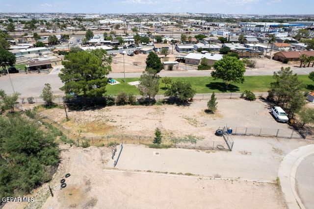 1817 POR FIN Lane, El Paso, TX 79907