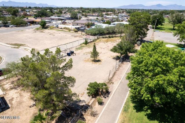 1817 POR FIN Lane, El Paso, TX 79907