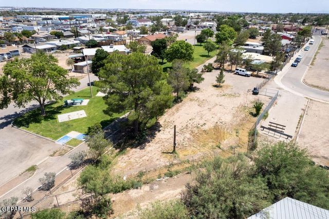 1817 POR FIN Lane, El Paso, TX 79907