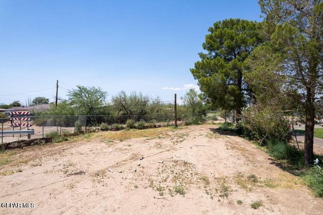 1817 POR FIN Lane, El Paso, TX 79907