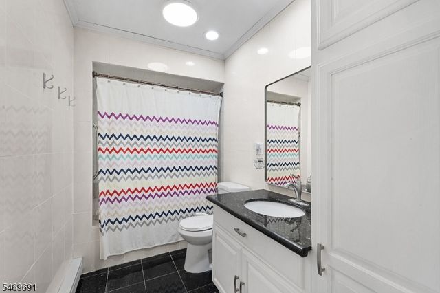 41 East Shore Trail, Sparta Twp., NJ 07871