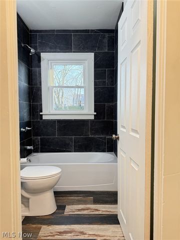 1825 Bernice Court NE, Canton, OH 44705