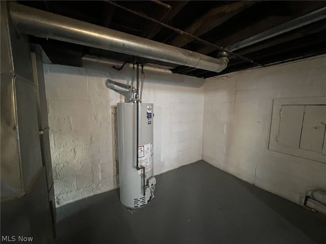 1825 Bernice Court NE, Canton, OH 44705