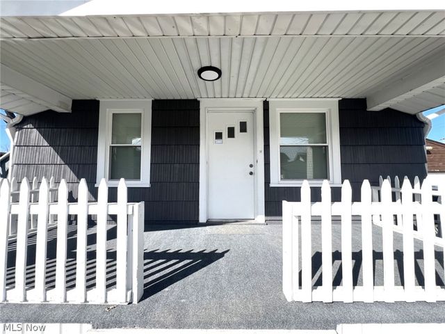 1825 Bernice Court NE, Canton, OH 44705