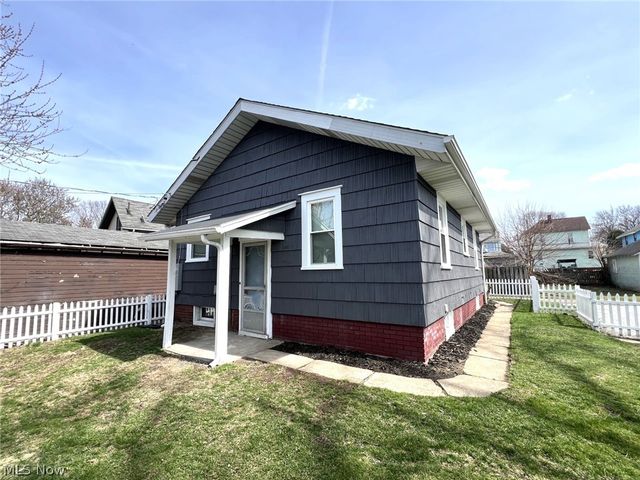 1825 Bernice Court NE, Canton, OH 44705