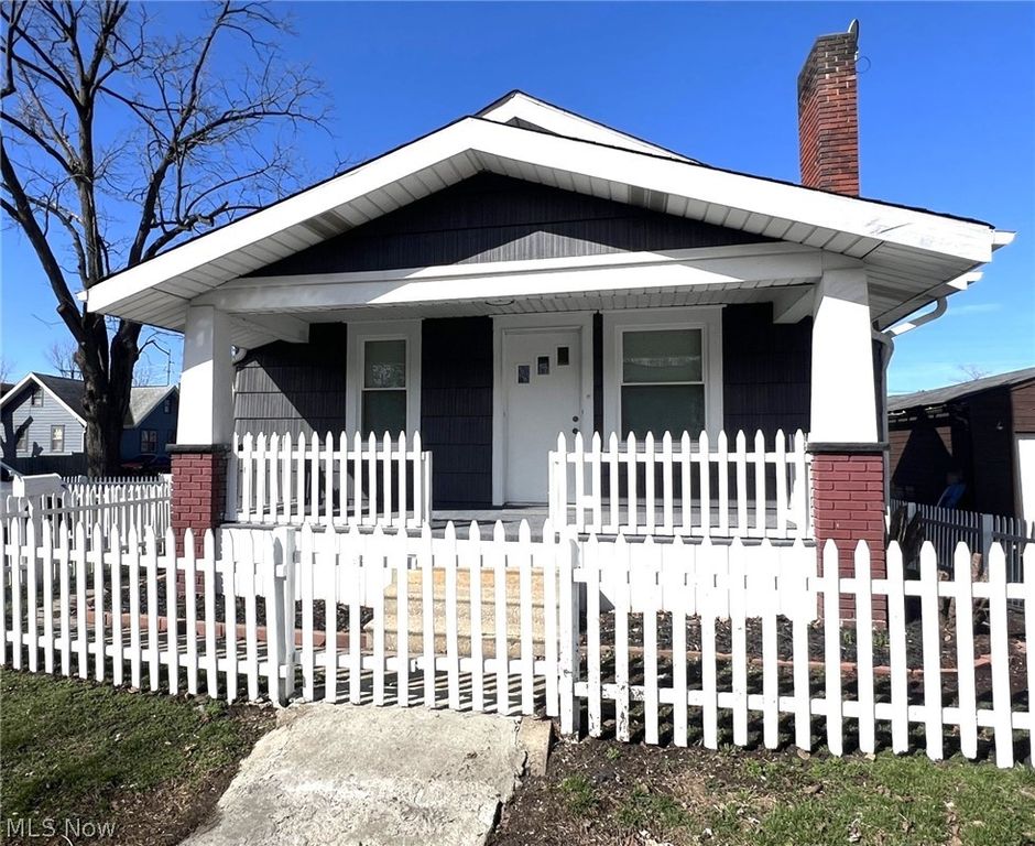 1825 Bernice Court NE, Canton, OH 44705