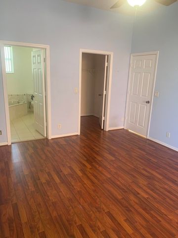 2215 HYPOLUXO Road, Lake Worth, FL 33462